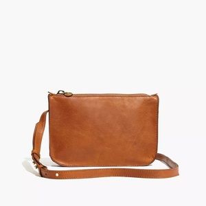 Simple Crossbody Bag in English Saddle